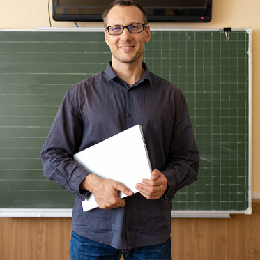 portrait-of-a-confident-caucasian-male-teacher-in-2025-03-13-00-53-06-utc.png